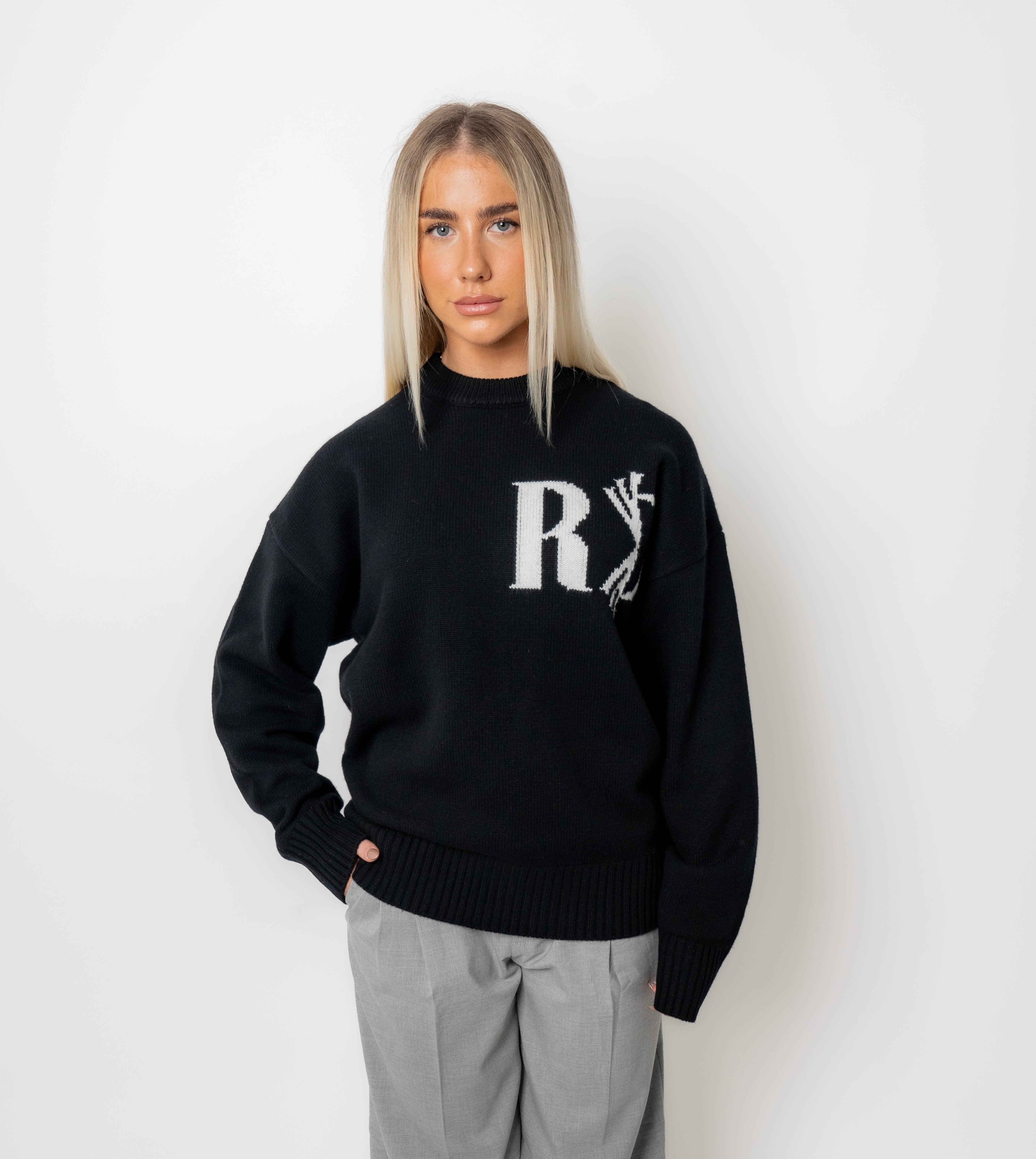 BLACK RD WOOL SWEATER